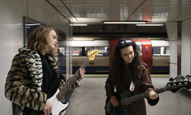 Thorn-Magazine Blog Band